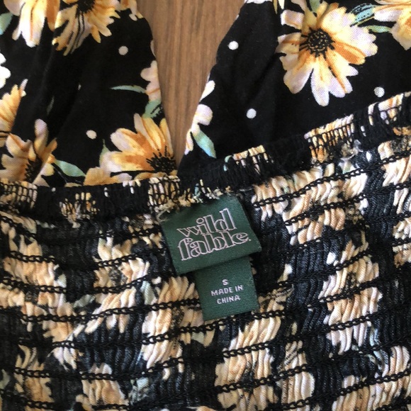 Wild Fable Floral Romper Size Small - Picture 3 of 3